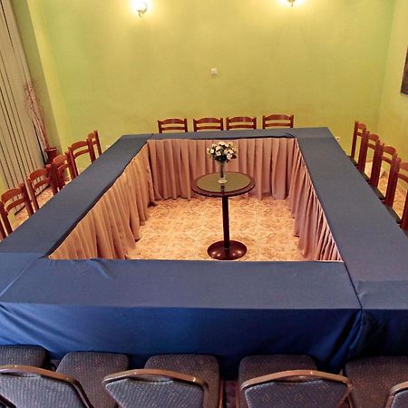 Hotel Regency Görice Dış mekan fotoğraf