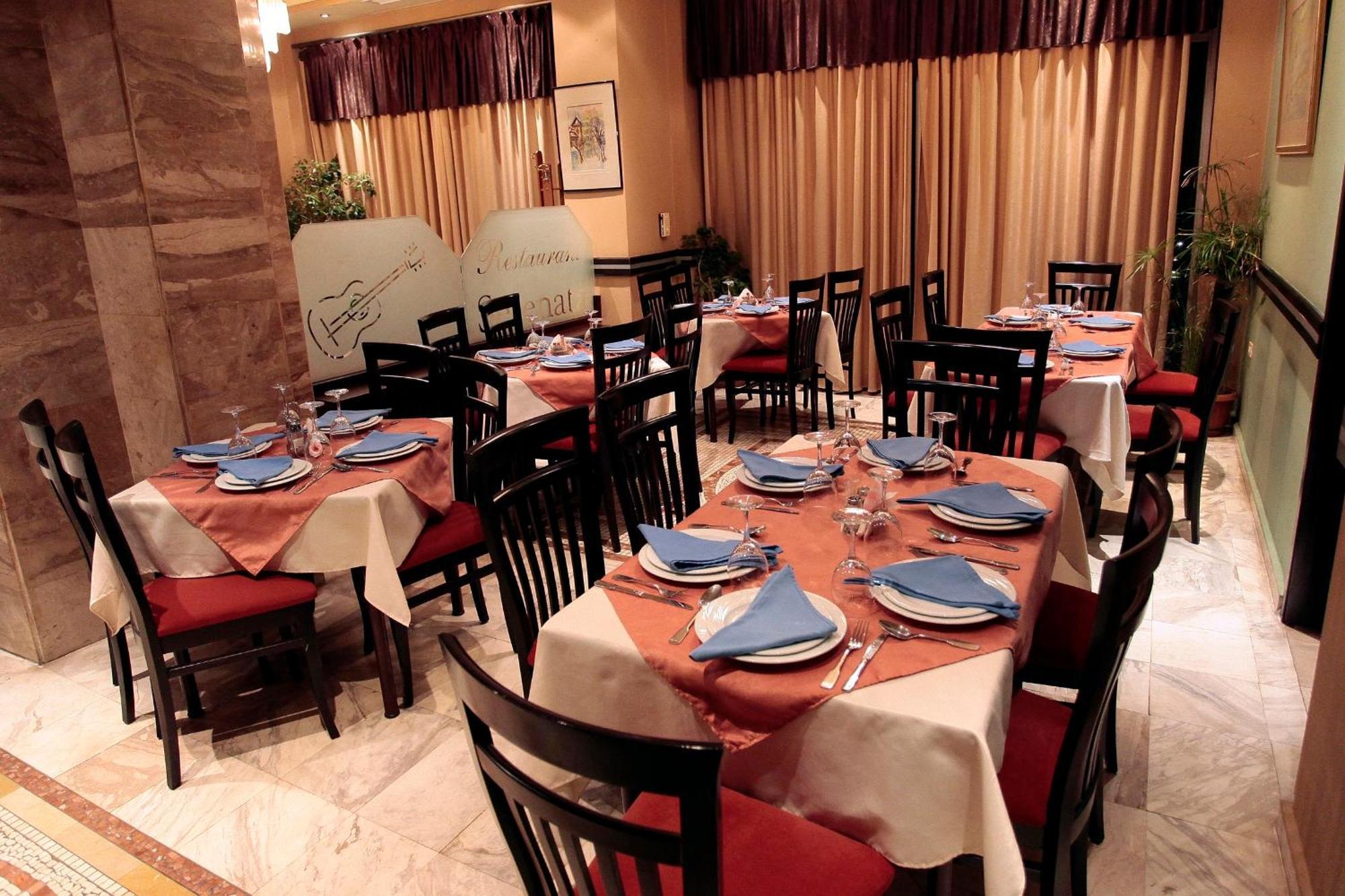 Hotel Regency Görice Dış mekan fotoğraf