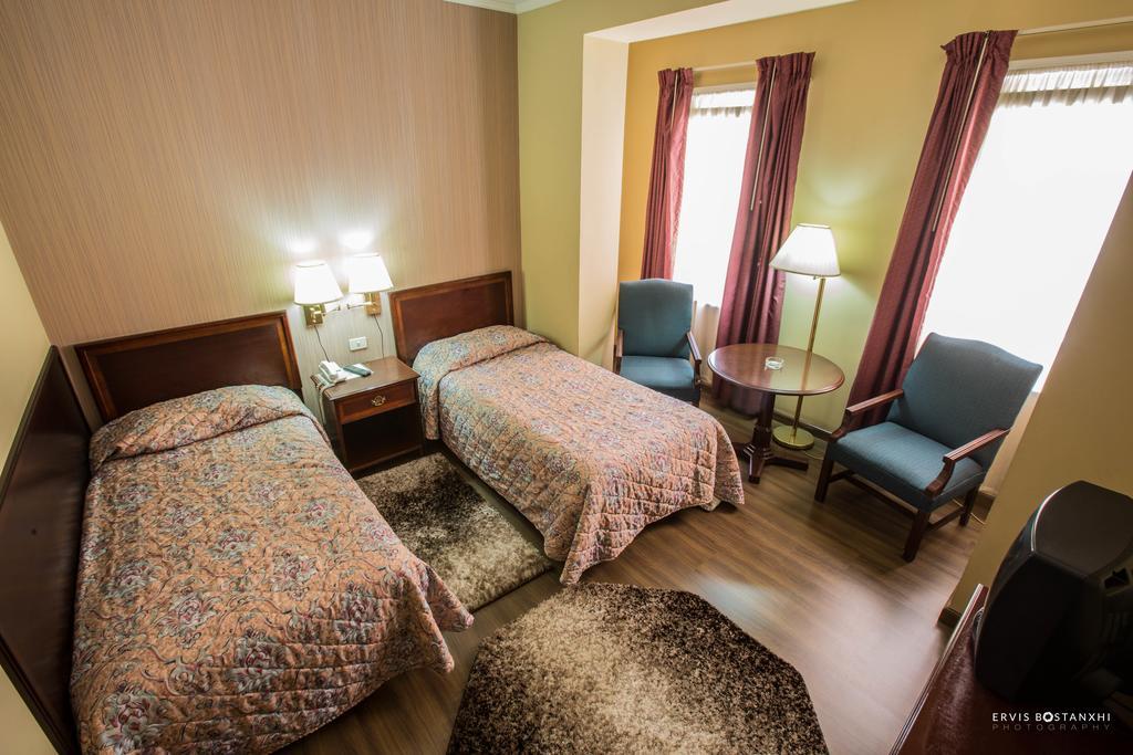 Hotel Regency Görice Dış mekan fotoğraf