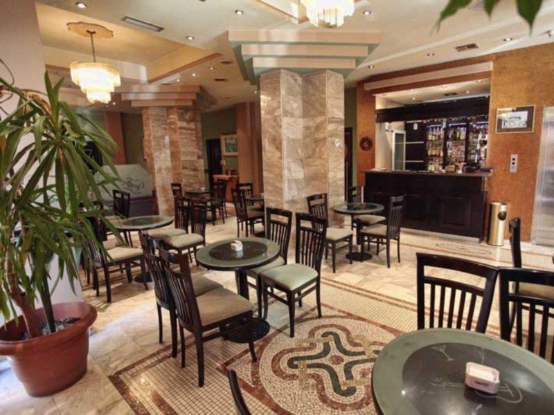 Hotel Regency Görice Dış mekan fotoğraf