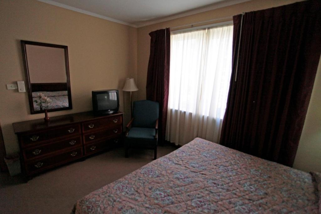 Hotel Regency Görice Oda fotoğraf